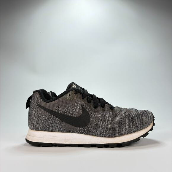 Nike MD Runner 2 Black Dark Gray Running Shoes Lace Up A00351-001 Women’s Size 6 - Picture 1 of 10